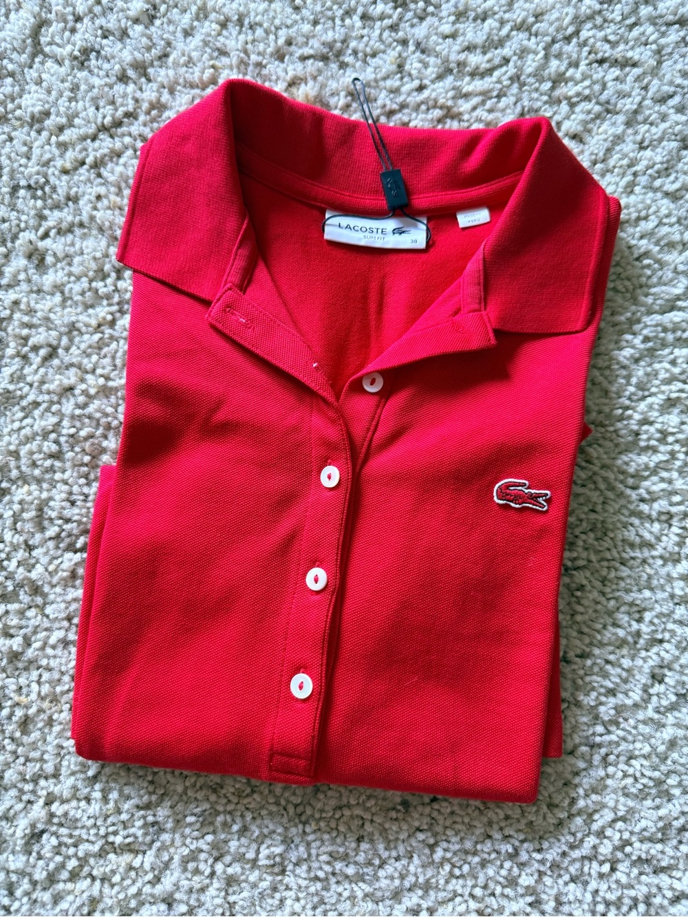 Lacoste Women’s Slim Fit Polo Shirt Red Size 38 NWOT Crocodile Logo Peru